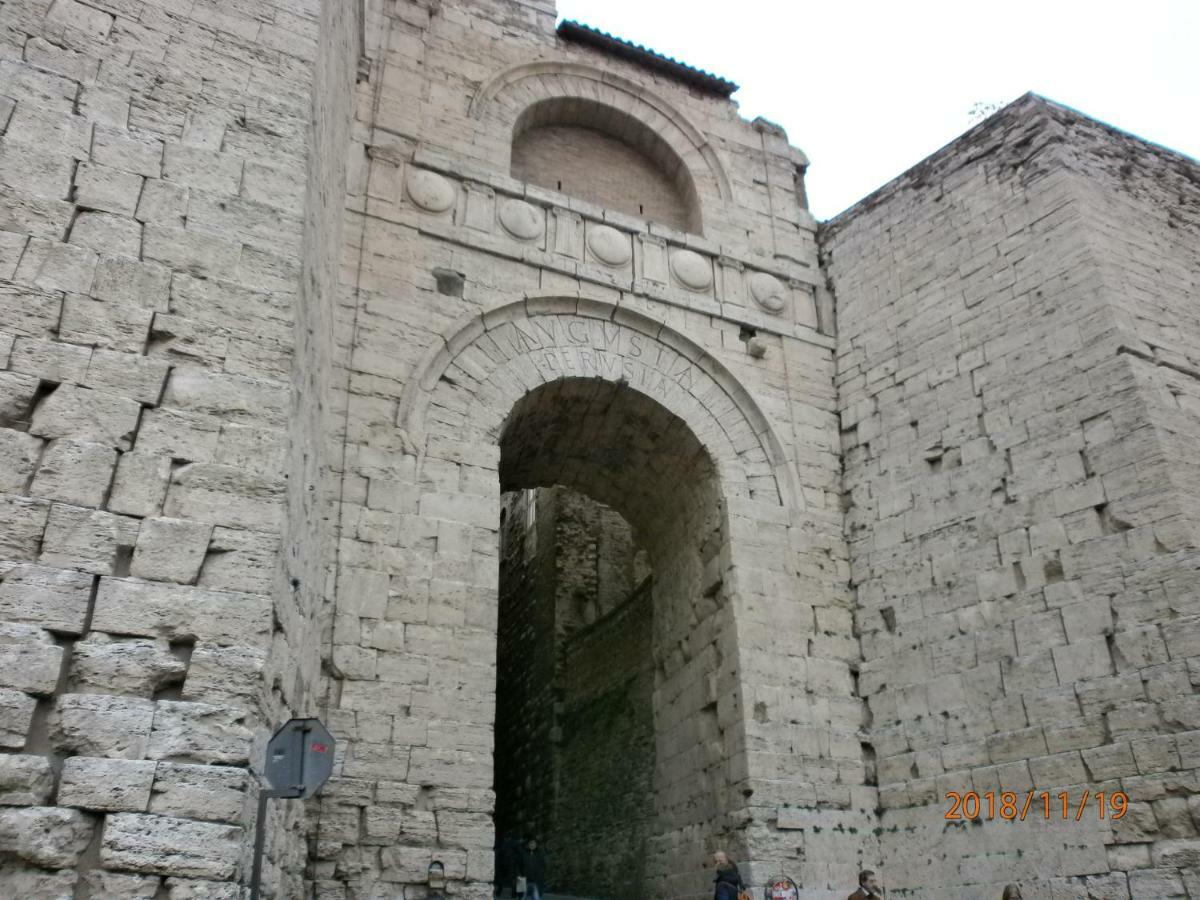Appartamento Via Ciatti بيرودجا المظهر الخارجي الصورة